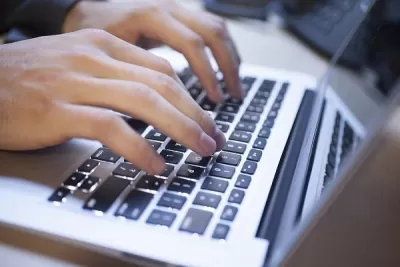 Produção de textos para blogs e redes sociais 